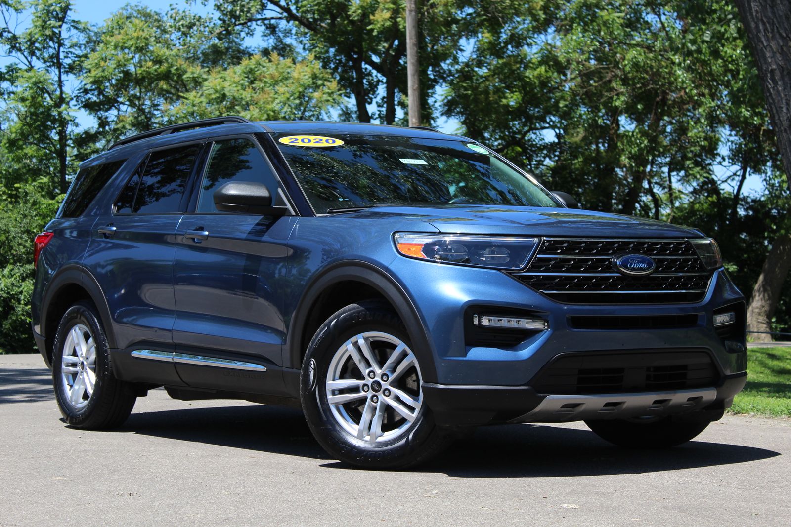 2020 Ford Explorer XLT 4WD's photo