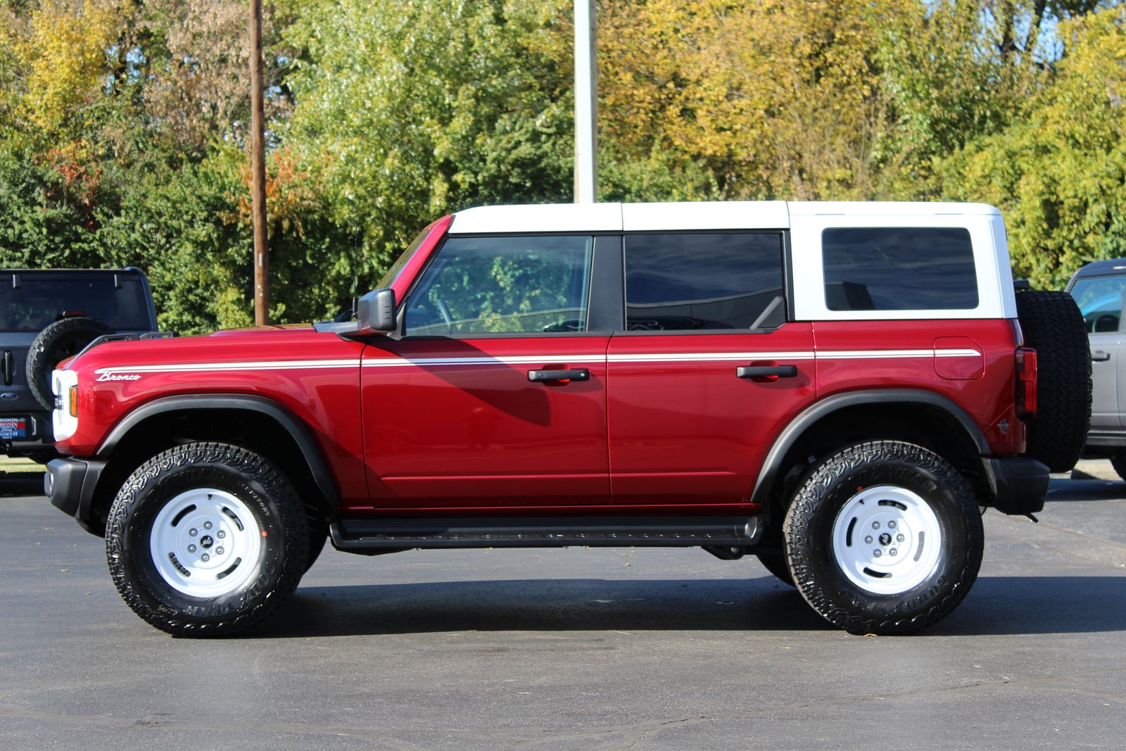 2025 Ford Bronco Heritage First Edition photo 4
