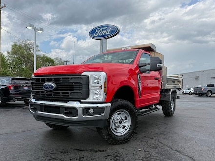 2025 Ford Super Duty F-350 XL TRUCK