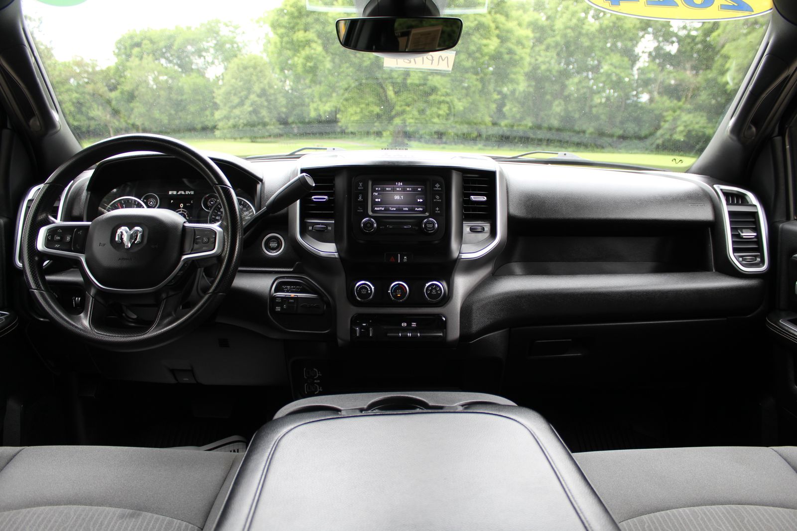 2024 RAM Ram 3500 Pickup Big Horn - Photo 10