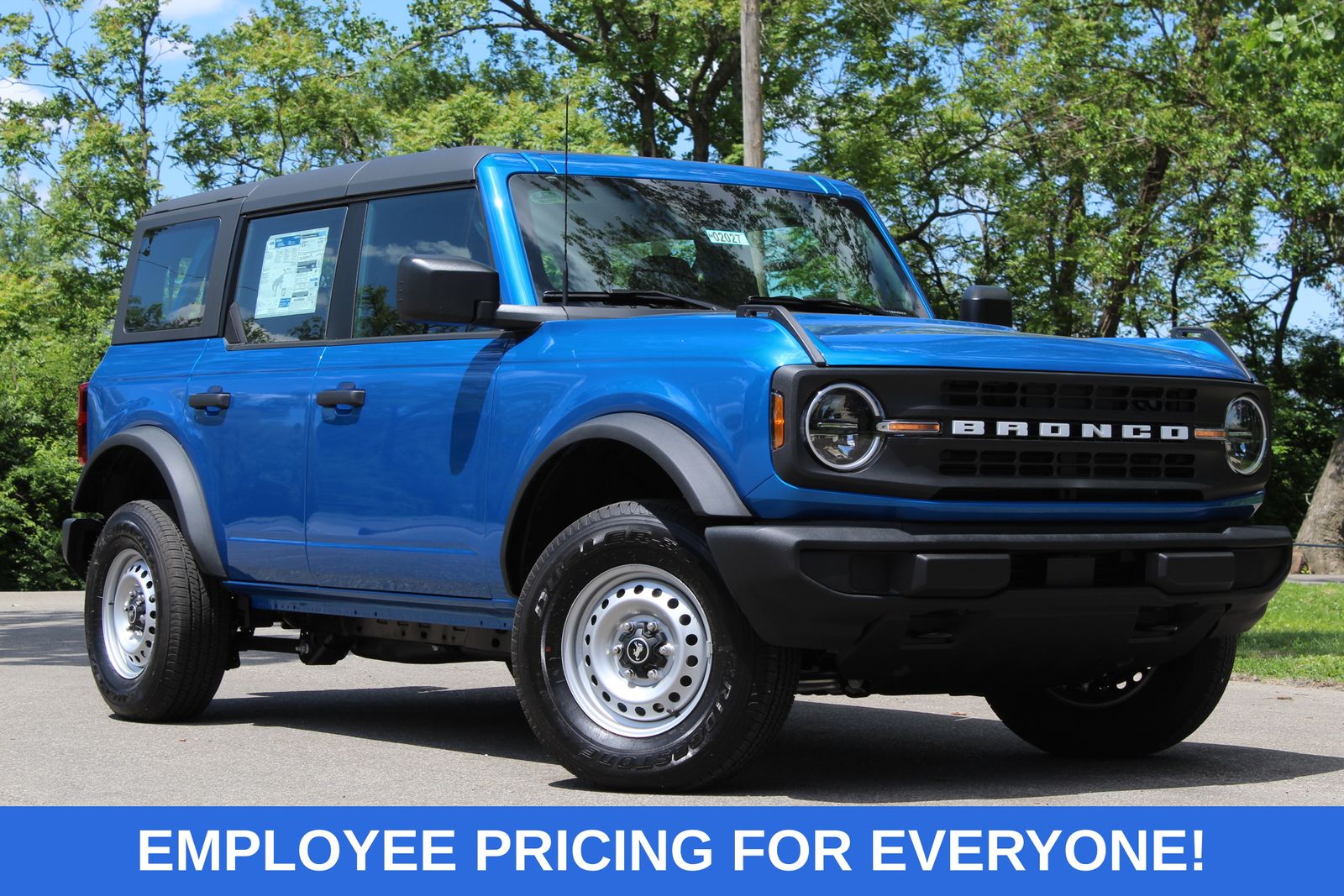 2026 Ford Bronco Base 4x4's photo