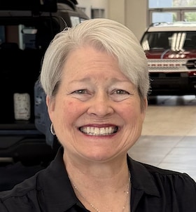 Staff member Lisa Cryder from ID_b383c5