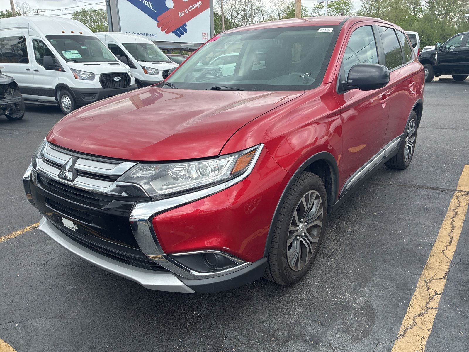 2017 Mitsubishi Outlander ES