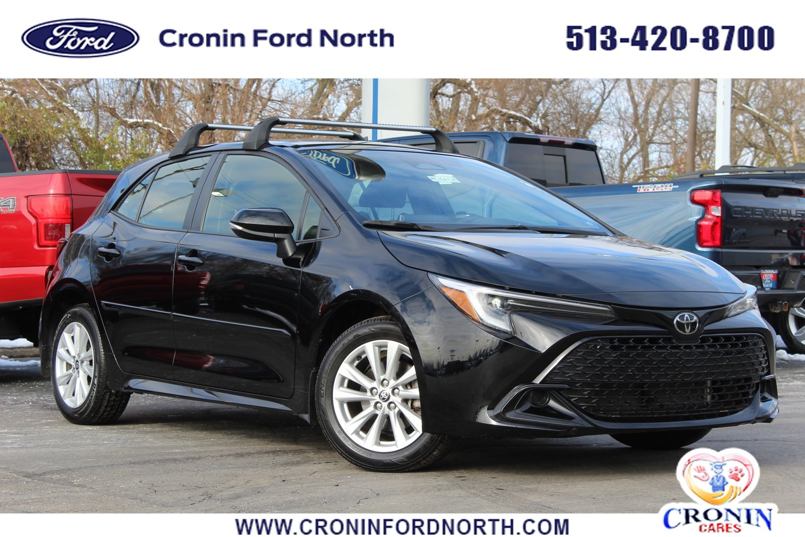 2025 Toyota Corolla Hatchback SE's photo