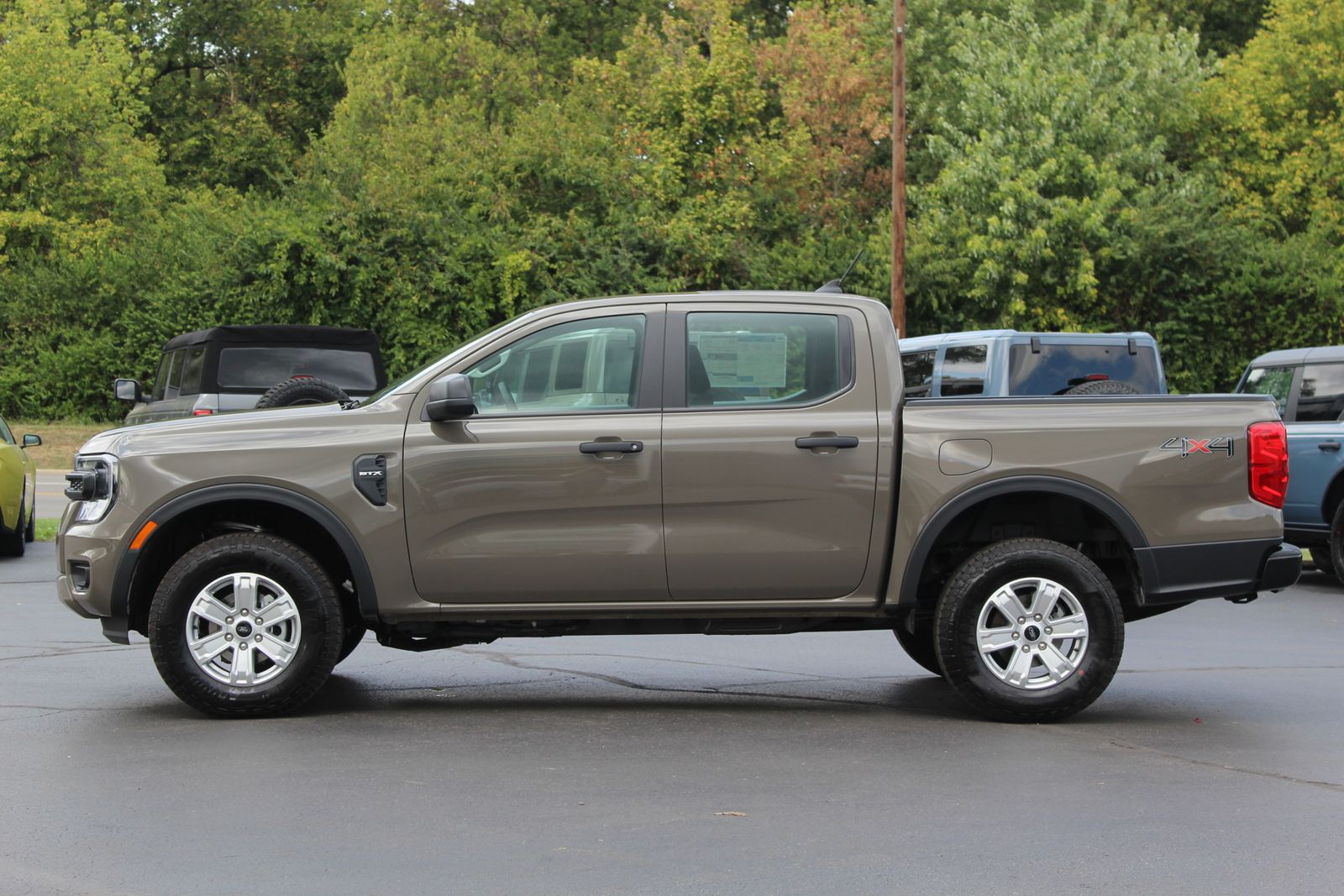 2025 Ford Ranger XL photo 4