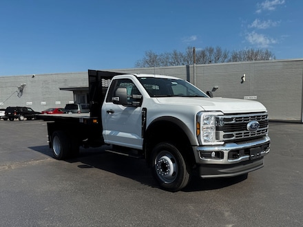 2025 Ford Chassis Cab F-550 XL TRUCK