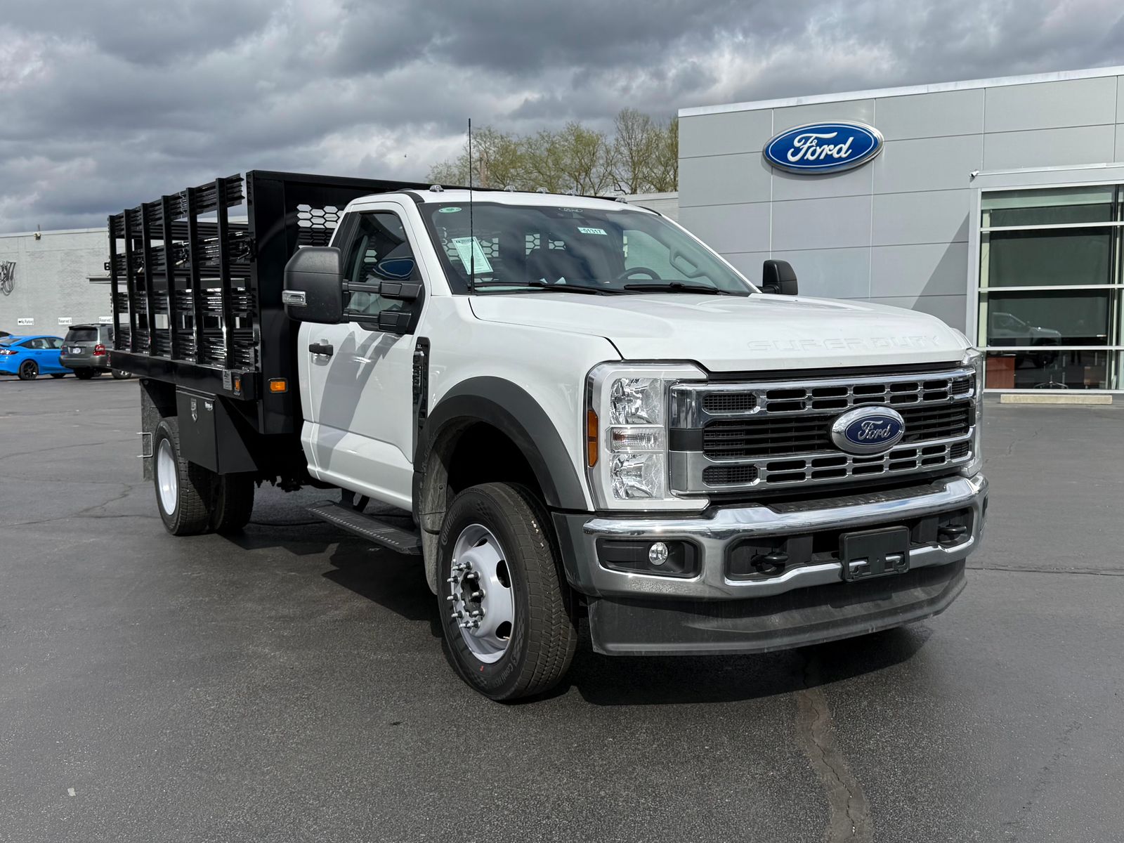 2025 Ford F-550 XL photo 3