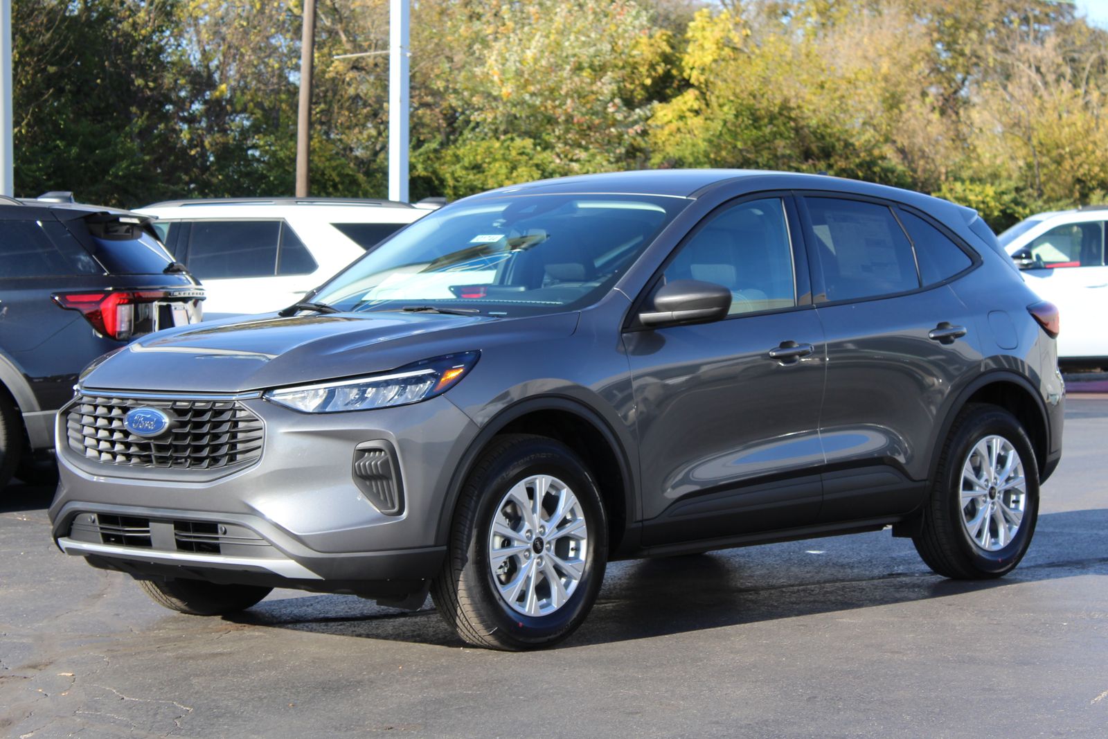 2026 Ford Escape Active photo 3