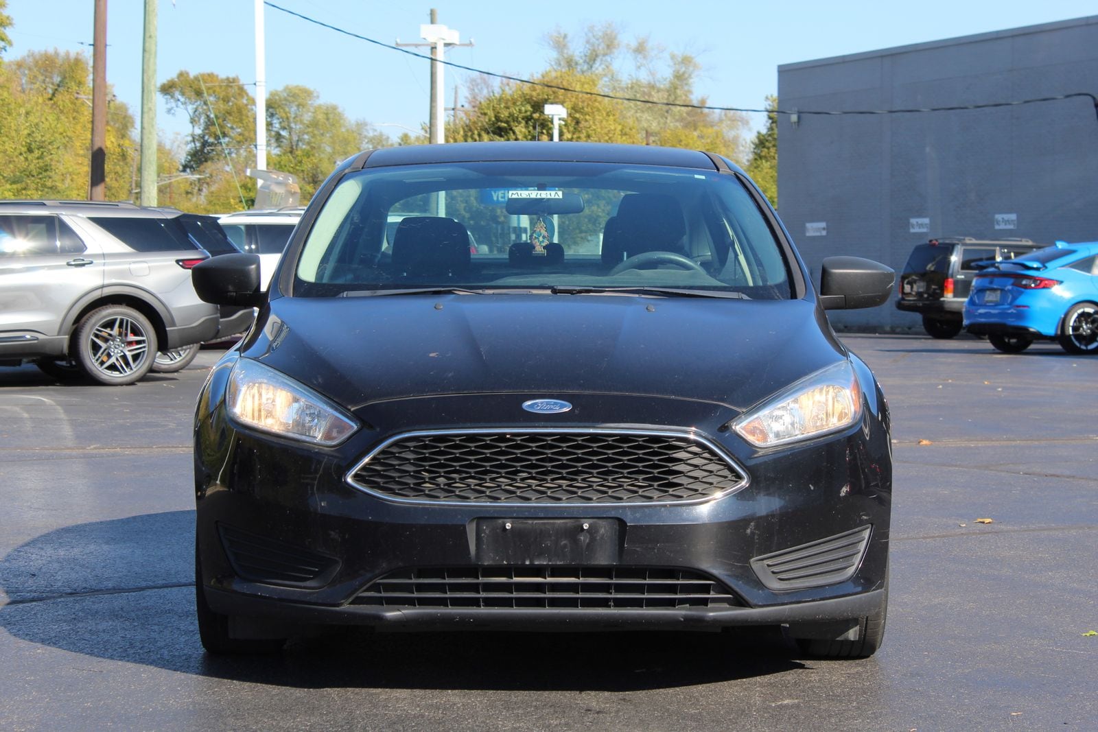 Used 2016 Ford Focus S with VIN 1FADP3E25GL358833 for sale in Middletown, OH
