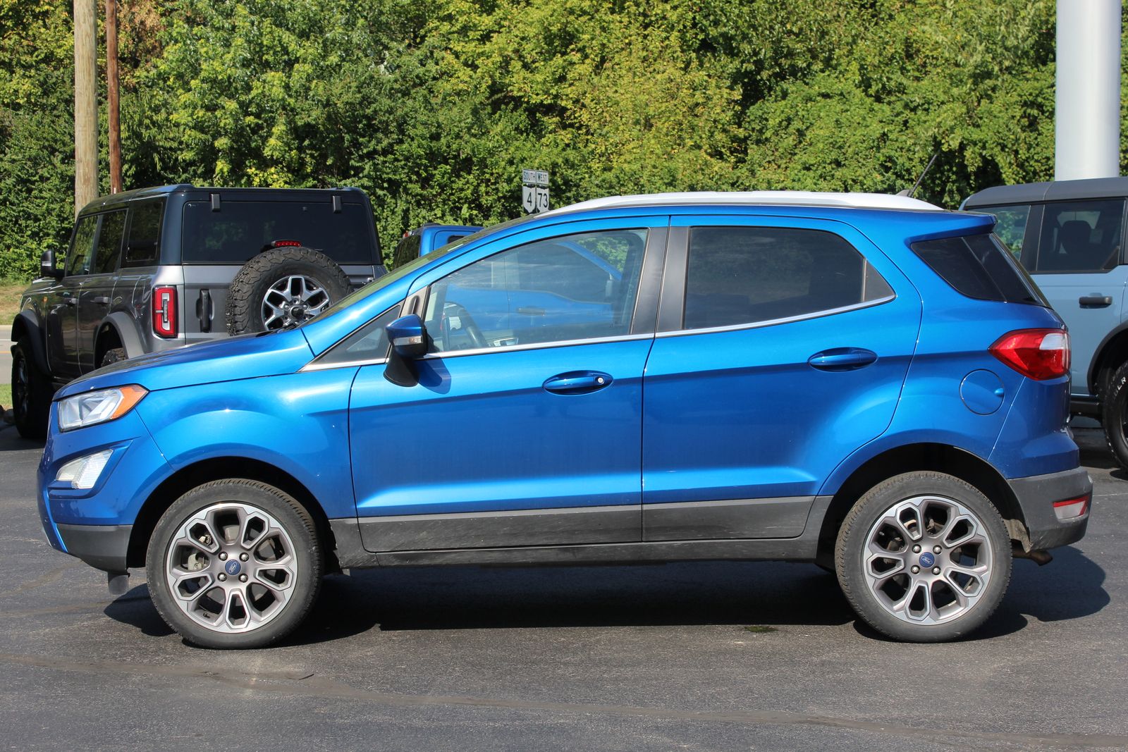 2021 Ford EcoSport Titanium photo 3