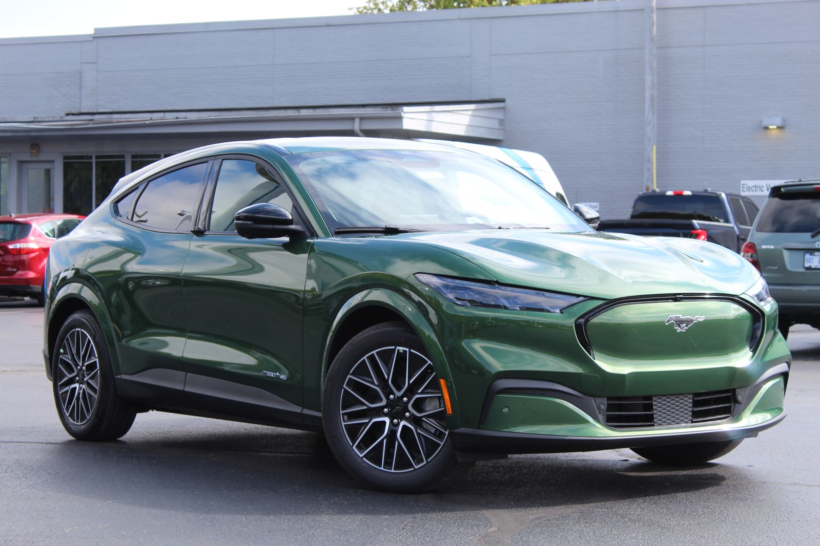 2025 Ford Mustang Mach-E Premium AWD's photo
