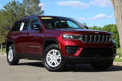 2024 Jeep Grand Cherokee Laredo SUV