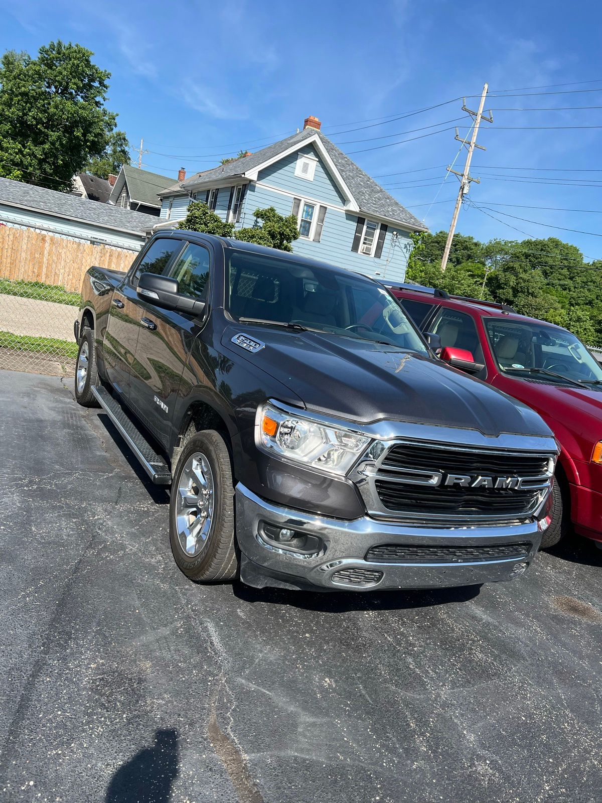 2020 RAM 1500 Big Horn/Lone Star 4x4 Crew Cab 5'7's photo
