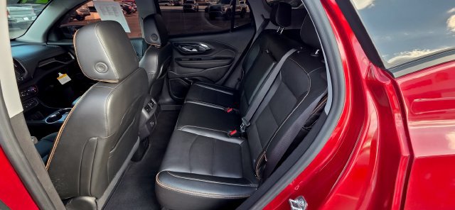 2024 GMC Terrain AT4 - Photo 10