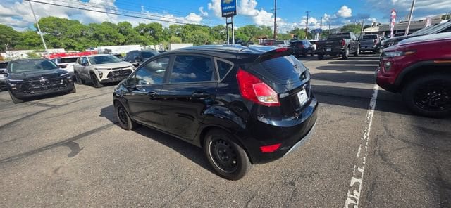 2016 Ford Fiesta S - Photo 7