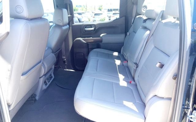 2021 GMC Sierra 1500 SLT - Photo 9