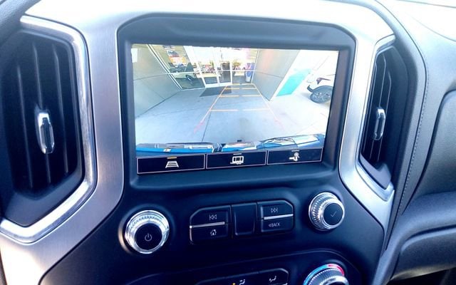 2021 GMC Sierra 1500 SLT - Photo 18