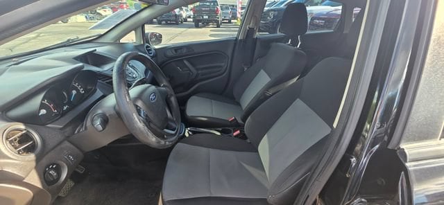 2016 Ford Fiesta S - Photo 12