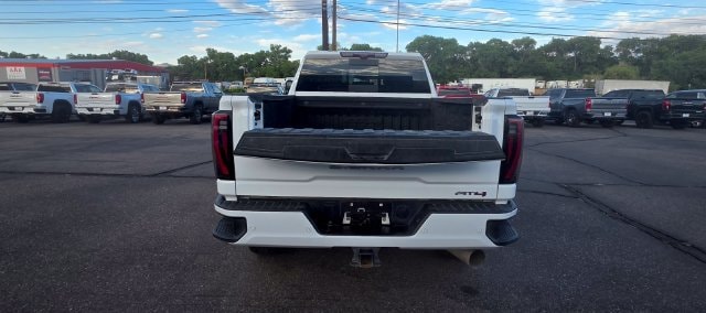 2024 GMC Sierra 2500HD AT4 - Photo 10