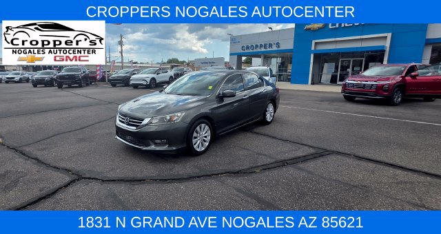 Used 2015 Honda Accord EX-L with VIN 1HGCR2F82FA128465 for sale in Nogales, AZ