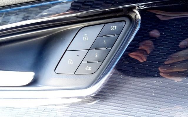 2024 Chevrolet Blazer EV RS - Photo 21