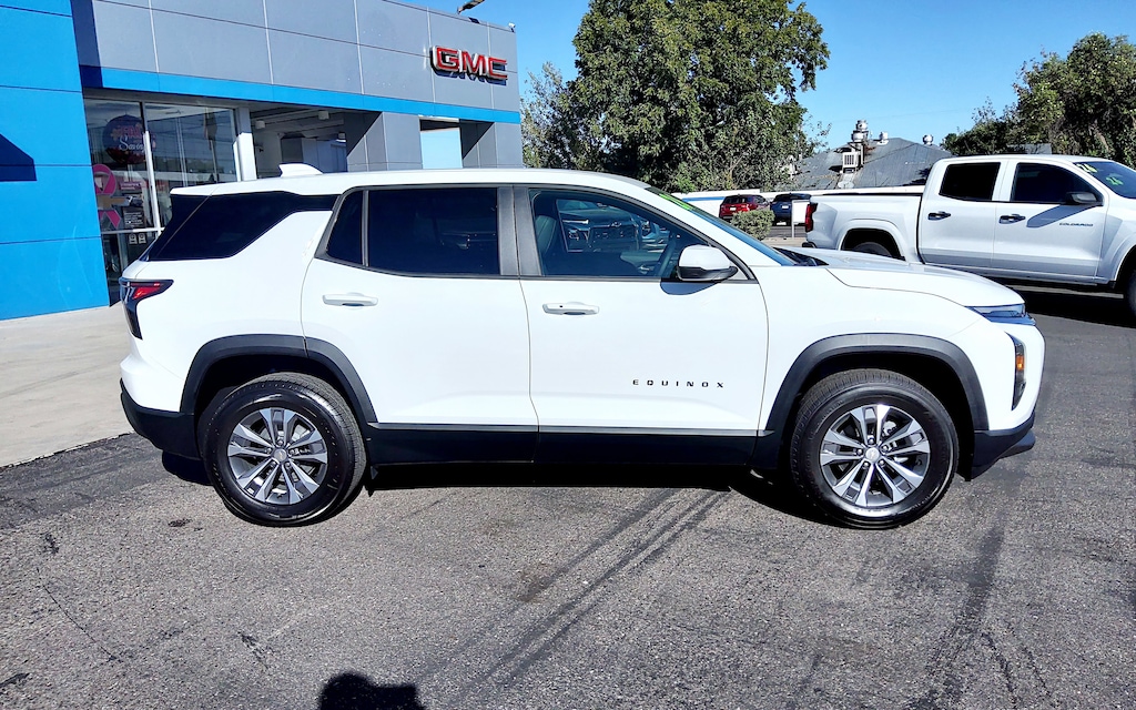 New 2026 Chevrolet Equinox LT SUV