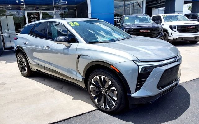2024 Chevrolet Blazer EV RS - Photo 3
