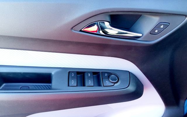 2027 Chevrolet Bolt LT - Photo 14