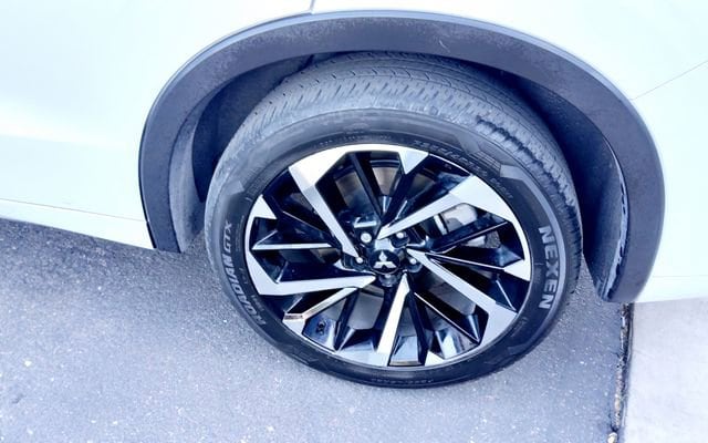 2023 Mitsubishi Outlander Plug-In Hybrid SEL - Photo 20