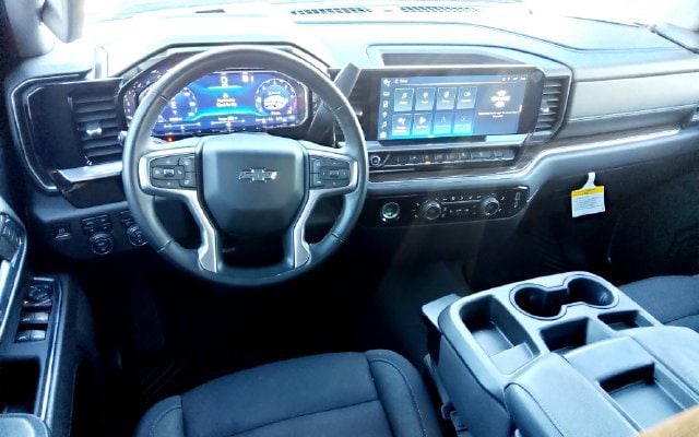 2023 Chevrolet Silverado 1500 RST - Photo 12