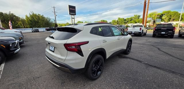 2026 Chevrolet Trax Activ - Photo 5