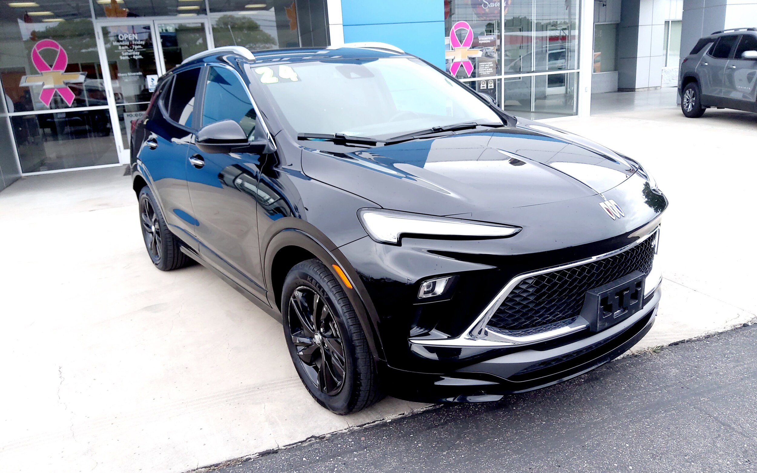 2024 Buick Encore GX Sport Touring photo 2