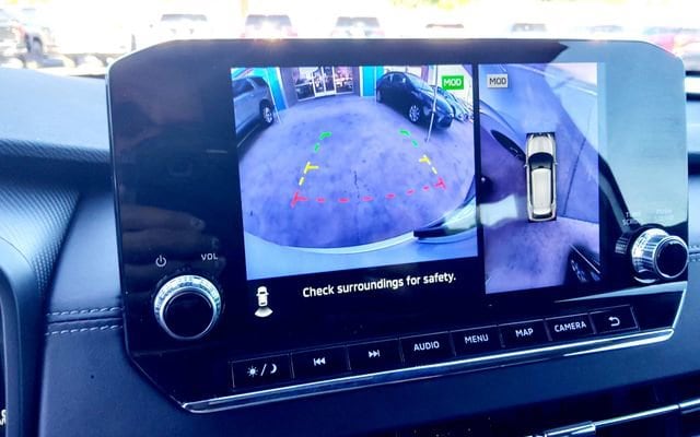 2023 Mitsubishi Outlander Plug-In Hybrid SEL - Photo 17