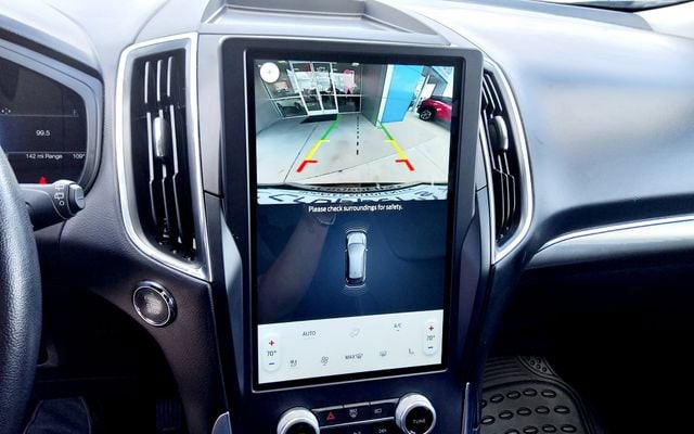 2022 Ford Edge Titanium - Photo 16
