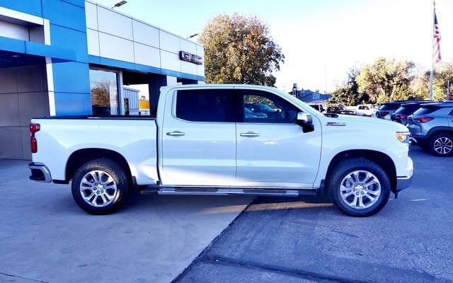 2026 Chevrolet Silverado 1500 LTZ - Photo 4
