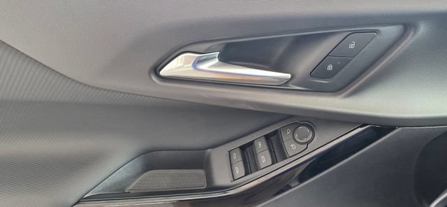 2027 Chevrolet Equinox LT - Photo 13