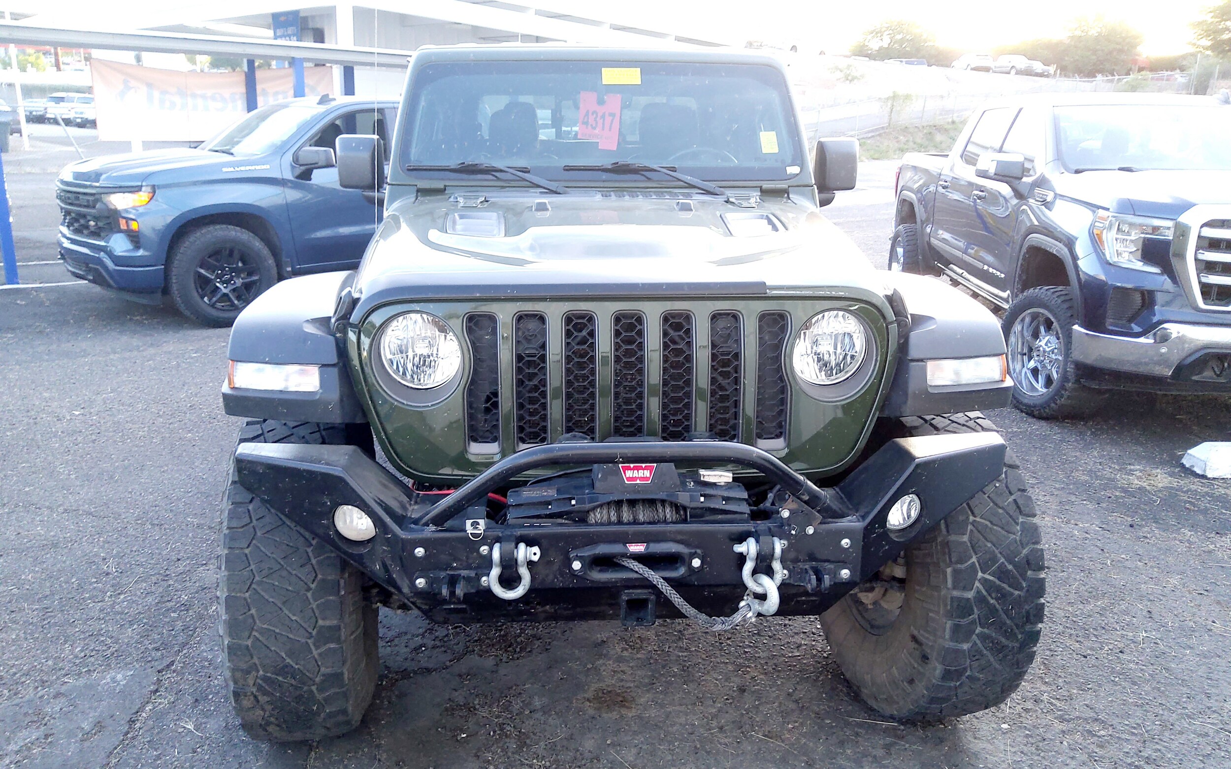2022 Jeep Gladiator Rubicon photo 2