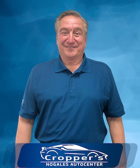 Staff member Omar Garcia from ID_622b4a99cdd1