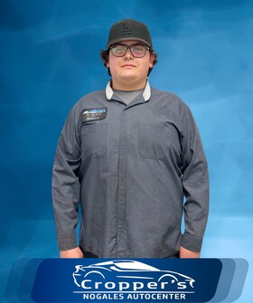 Staff member Ruben Andrade from ID_36d5c2f015c1