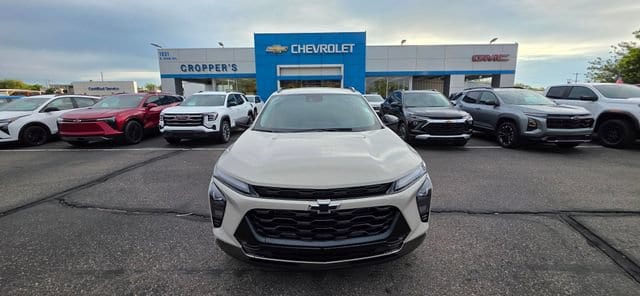 2026 Chevrolet Trax Activ - Photo 2