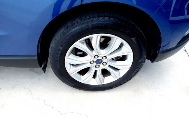 2022 Ford Edge Titanium - Photo 17
