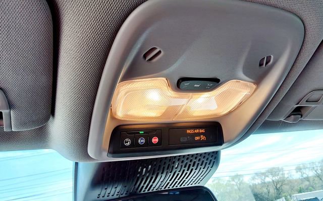 2027 Chevrolet Bolt LT - Photo 20