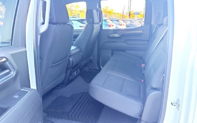 2023 Chevrolet Silverado 1500 RST - Photo 10