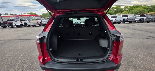 2027 Chevrolet Equinox LT - Photo 8
