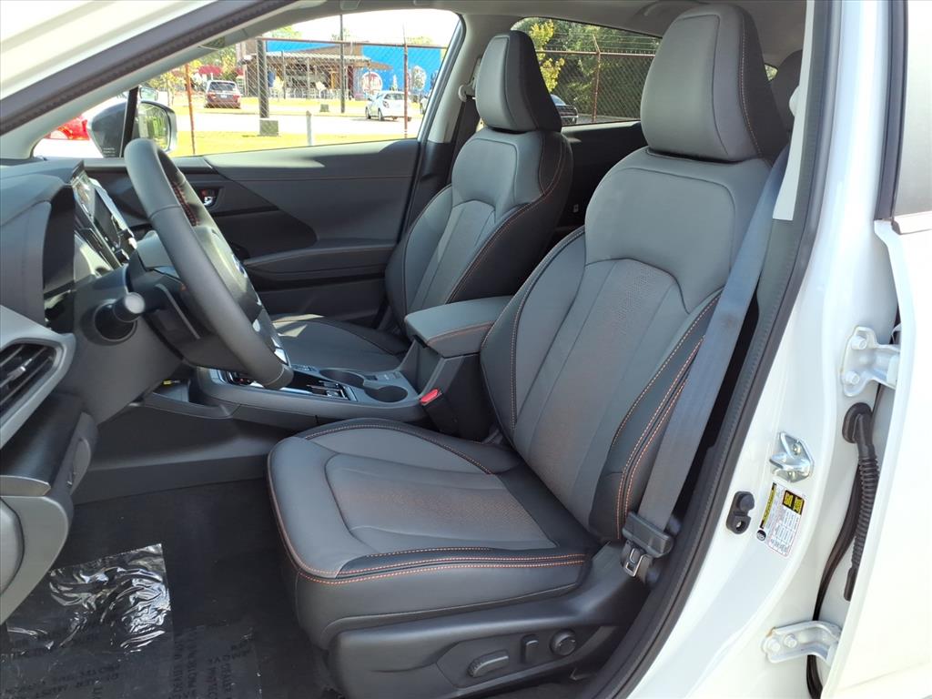 2025 Subaru Crosstrek Limited photo 3