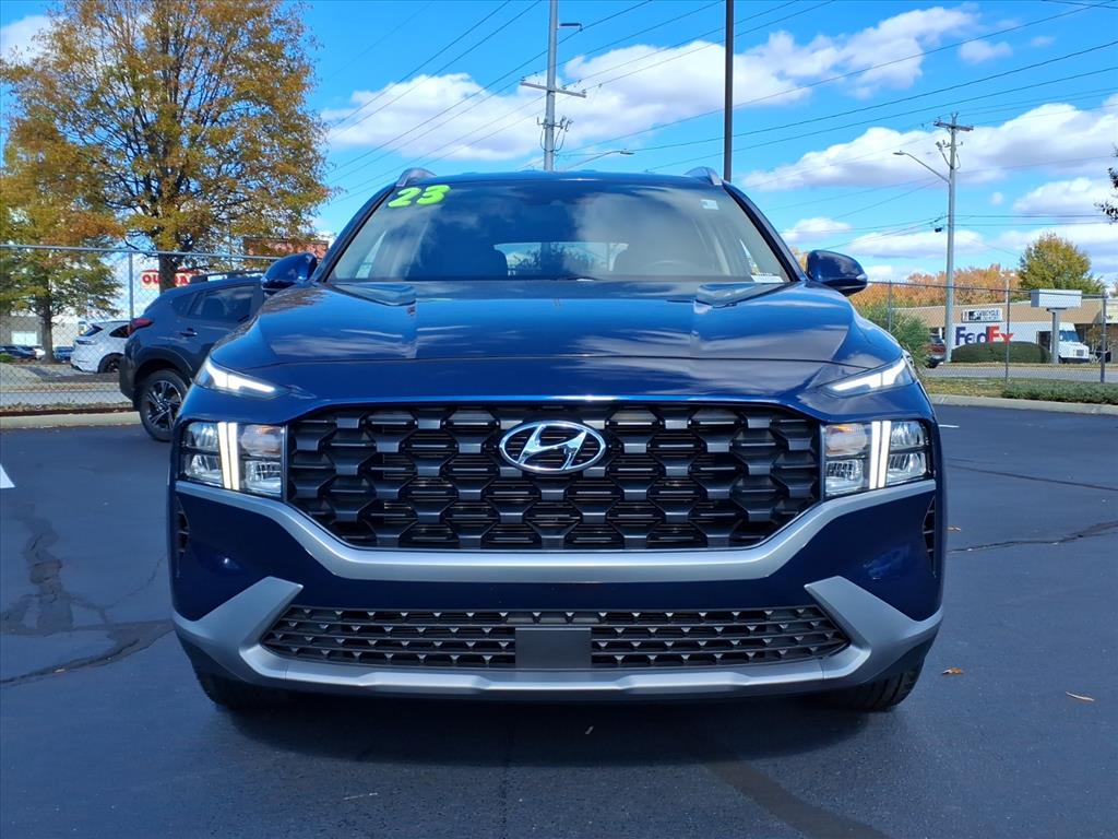 2023 Hyundai Santa Fe SEL photo 2