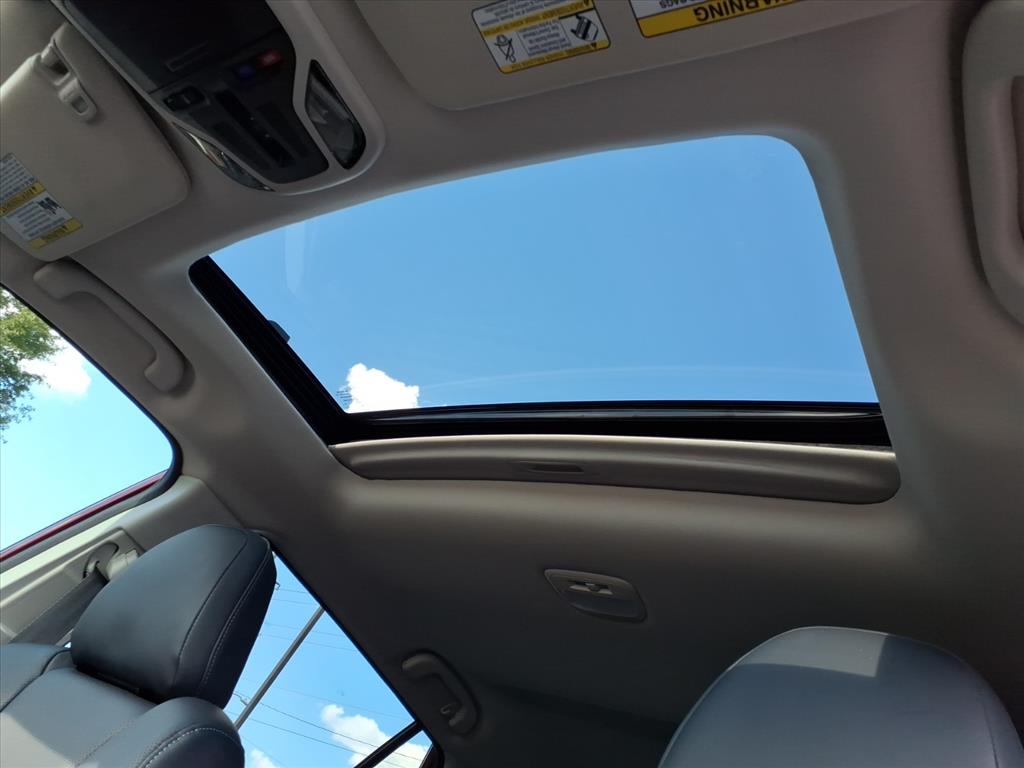 2025 Subaru Outback Touring XT photo 3