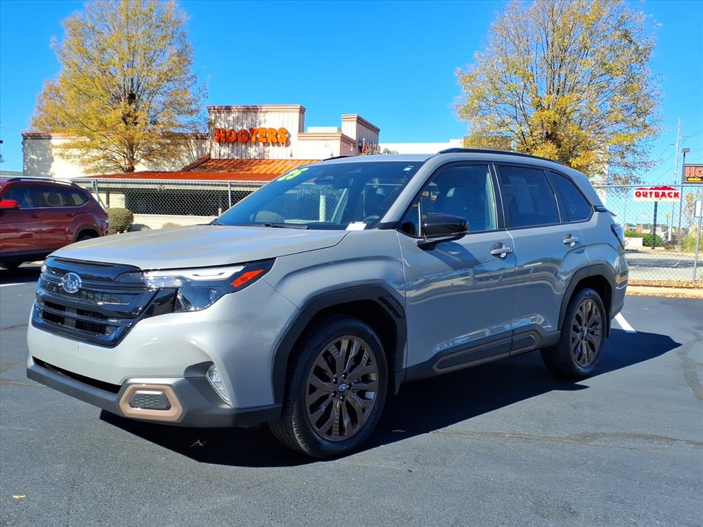2025 Subaru Forester Sport photo 3