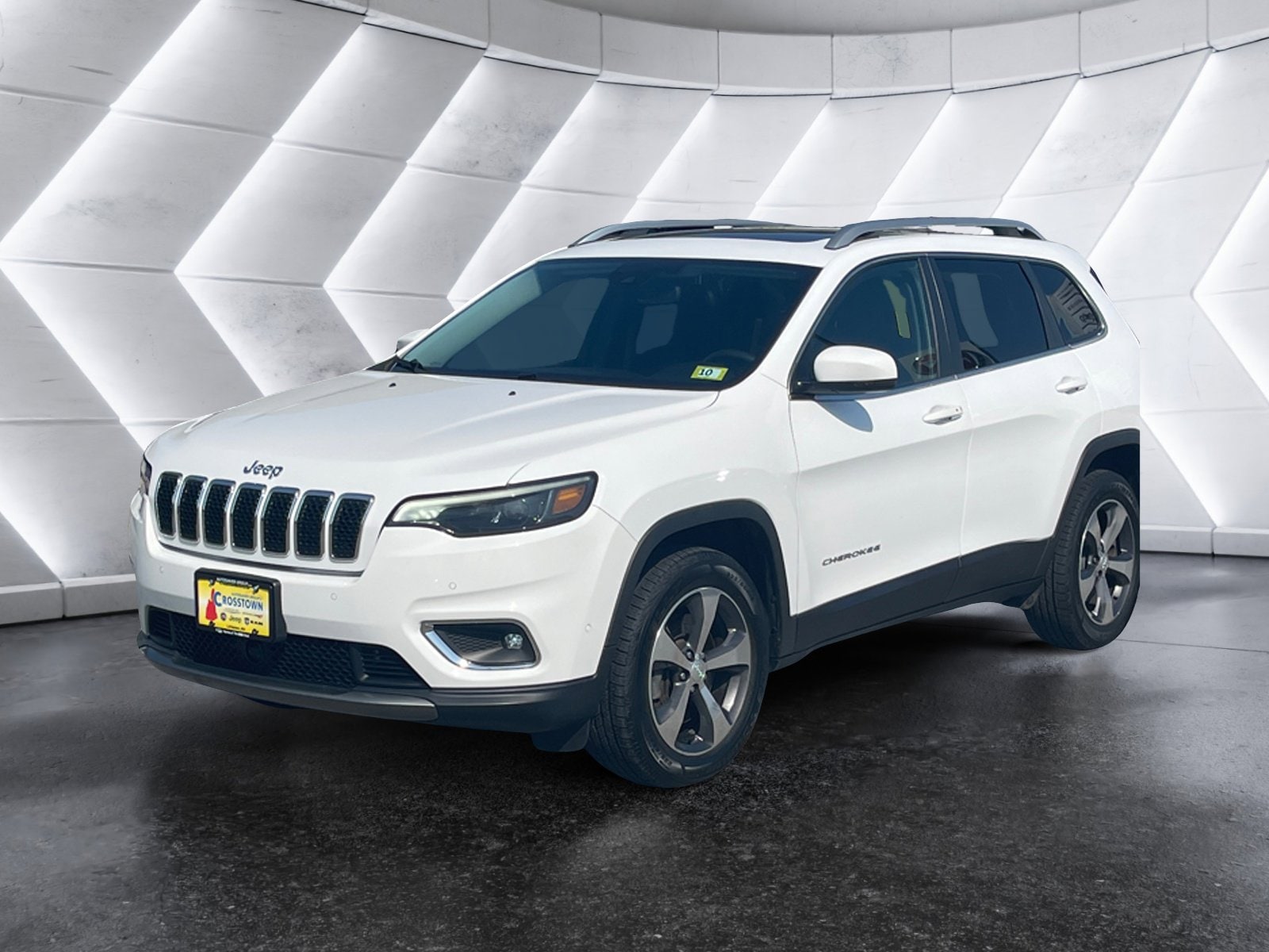 Used 2019 Jeep Cherokee Limited with VIN 1C4PJMDXXKD281665 for sale in Littleton, NH