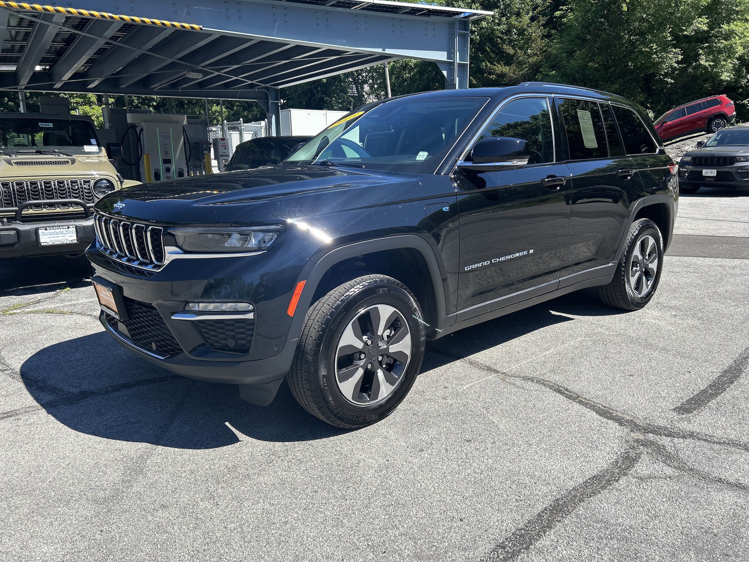 2023 Jeep Grand Cherokee 4xe 4x4's photo